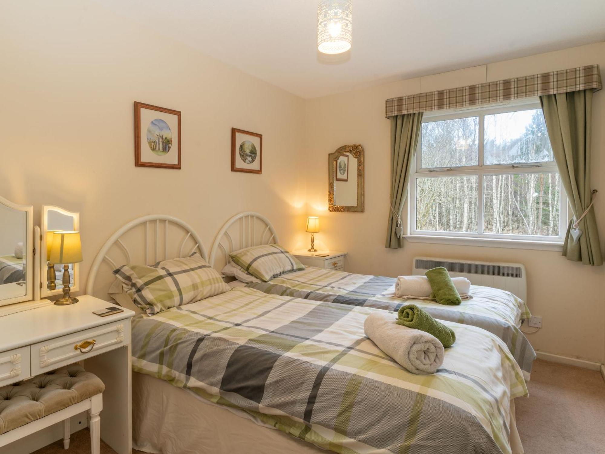 Holiday Home Falcon Lodge By Interhome Aviemore Exterior foto